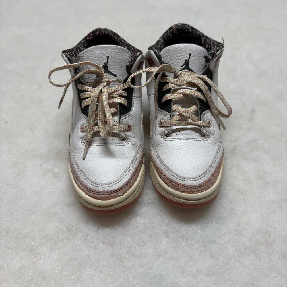 Nike Air Jordan 3 Retro Vintage Floral Youth Mid Shoes Size 1Y - Picture 3 of 9
